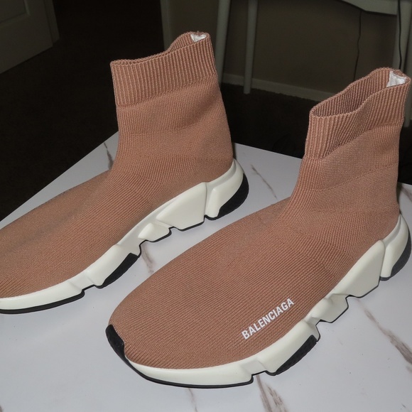 Balenciaga Speed Sneakers - Picture 1 of 5